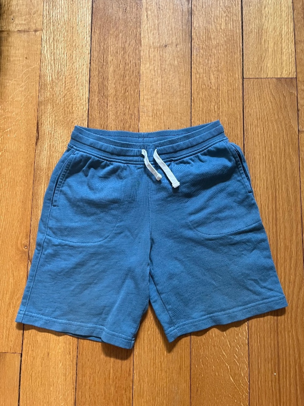 LIKE NEW! Primary brand boys’ shorts, size 10